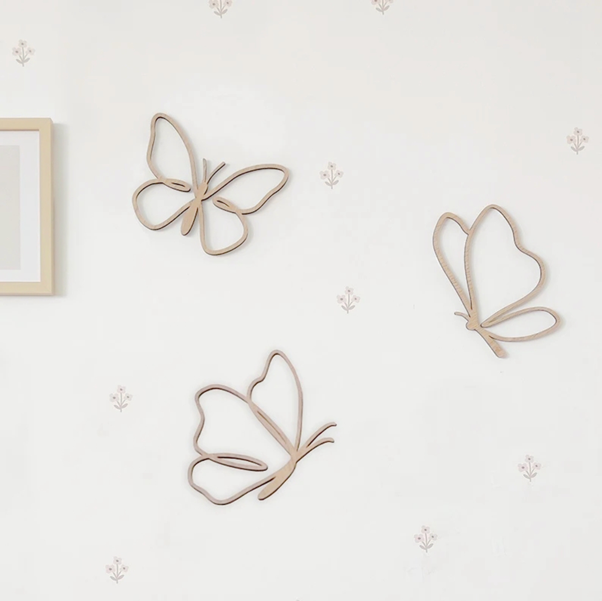 Baby Nursery Design - Insegna in Legno con Farfalle, Decorazione