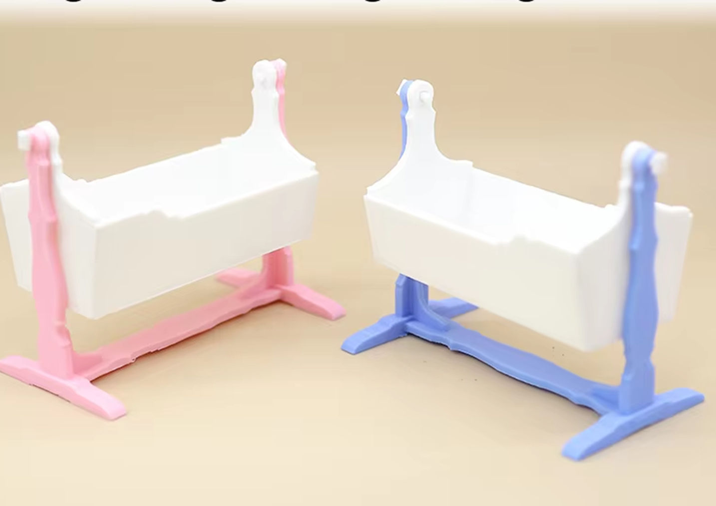 Mini Culla a Dondolo per Bambo - Baby Nursery Layout recensione e prezzo